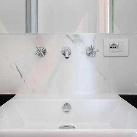 Appartement Frisi 3 Milaan